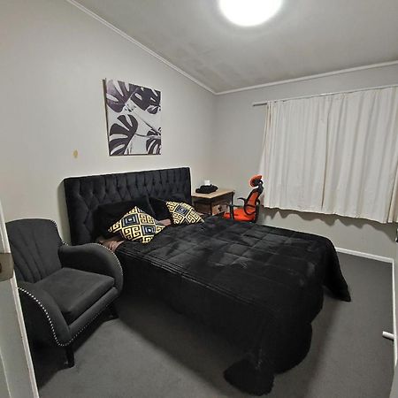 West Side Beautiful And Quiet Home Auckland Eksteriør billede